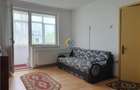 Apartament cu 3 camere semidecomandat în Calea București - 1