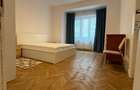 Apartament cu 3 camere decomandat în P-ța Universității - 19