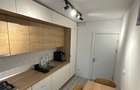 Apartament cu 3 camere semidecomandat în Berceni - 2