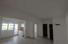 Apartament cu 2 camere semidecomandat în Apărătorii Patriei - 1