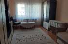 Inchiriez apartament 2 camere decomandat - 2