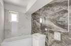 Apartament cu 3 camere decomandat în Exterior Nord - 9