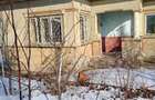 Dascalu, casa veche 4 camere, acoperis nou, teren 1300 mp, deschidere 39 m - 3