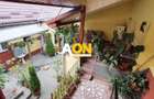 Casa cu 7 camere, 2 spatii comerciale, pretabila pt. birouri, Centru