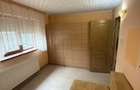 Apartament 2 camere, semidecomandat, Zona Centrala, Pucioasa - 2