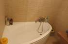 Apartament cu 3 camere decomandat în Tractorul - 8