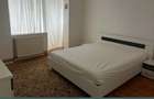 Inchiriez apartament 2 camere ultracentral - 1