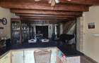 Casă cu 4 camere cu Teren 929 Mp în Central - 1