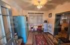 Casa din caramida, 4 camere, ?ura ?i curte mare S - 2