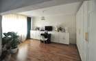 Vand sau schimb apartament cu 3 camere in centrul orasului Ramnicu Valcea etaj 4 - 5