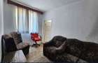 Apartament 3 camere - Targovi?te,Microraion 9