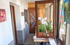 Casă 4 camere  3 dormitoare in zona București Noi -Singur în curte - 9