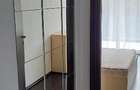 Proprietar – 2 camere, balcon generos și parcare privată