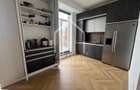Penthouse cu 2 camere - 41 mp utili + 45 mp terasa + boxa + parcare - 3