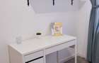 Inchiriez apartament cu 3 camere in zona Soarelui