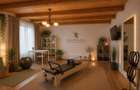 Casa de inchiriat pentru birou/cabinet/salon, curte proprie- Mioritei