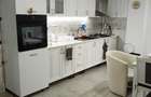 vand apartament 4 camere zona centru Resita - 8