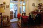 Casa interbelica, renovata total, centrul Perisului, cu vedere la lacul Cocioc - 9
