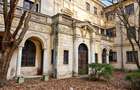 Imobil cu arhitectura si potential deosebit - de vanzare Piata Romana