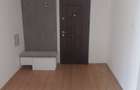 Inchiriez apartament 3 camere - 6
