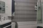 Casa de vanzare cu 2 apartamente ?i 1 garsoniera - 10