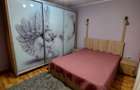 Inchiriez apartament cu 2 camere, Precista, langa Mall