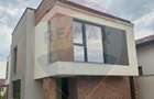 Casa / Vila cu 4 camere de vanzare - 10