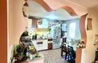 Apartament cu 4 camere decomandat în Tractorul - 6