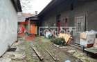 Casă cu 11 camere cu Canalizare în Traian - 17