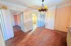 Casă de vanzare cu curte | 4 camere | Zona Gorjului | Teren generos - 8