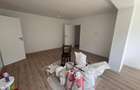 Apartament cu 3 camere semidecomandat în Baba Novac - 2
