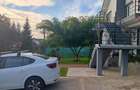 Dorobant VILA D+M+Pod  SU = 200mp  TEREN 1200mp amenajat (pot locui doua familii - 2
