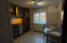 Inchiriez apartament cu 3 camere - 4
