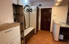 Bld. Traian zona Unicredit Ap. 4 camere, et. intermediar - 3