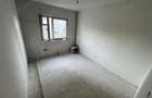 Apartament cu 4 camere decomandat în Central - 3