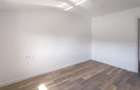 Apartament cu 2 camere decomandat în Tractorul - 17