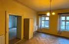 Apartament cu 3 camere semidecomandat în Centrul Istoric - 2