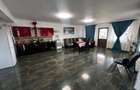 Casă individuală cu 6 camere cu Teren 2600 Mp în Central - 2