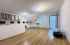 Apartament cu 3 camere semidecomandat în Central - 1