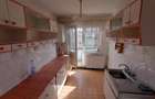 Apartament cu 4 camere decomandat în Dâmbu Pietros - 1