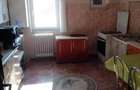De vanzare Apartament 3 camere - 3