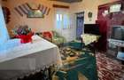Doua Case pe Acela?i Teren in Cucorani Proprietate U - 1