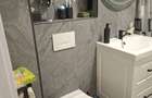 Vand apartament cu 4 camere