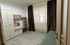 Inchiriez apartament - 2