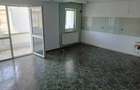 Apartament cu 3 camere decomandat în Central - 2