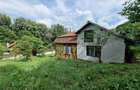 Casă cu 4 camere cu Teren 3438 Mp în Central - 13