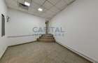 Spațiu comercial, de 44 mp, în Central - 4