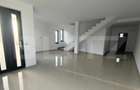 Casă cu 5 camere cu Teren 300 Mp în Central - 4