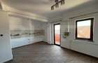 Apartament cu 3 camere decomandat în Central - 3