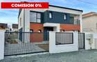Duplex cu 4 camere cu Canalizare în Moșnița Nouă - 1